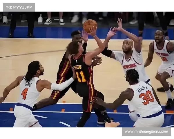 老鹰团队助攻30次，五名球员得分上双胜雄鹿